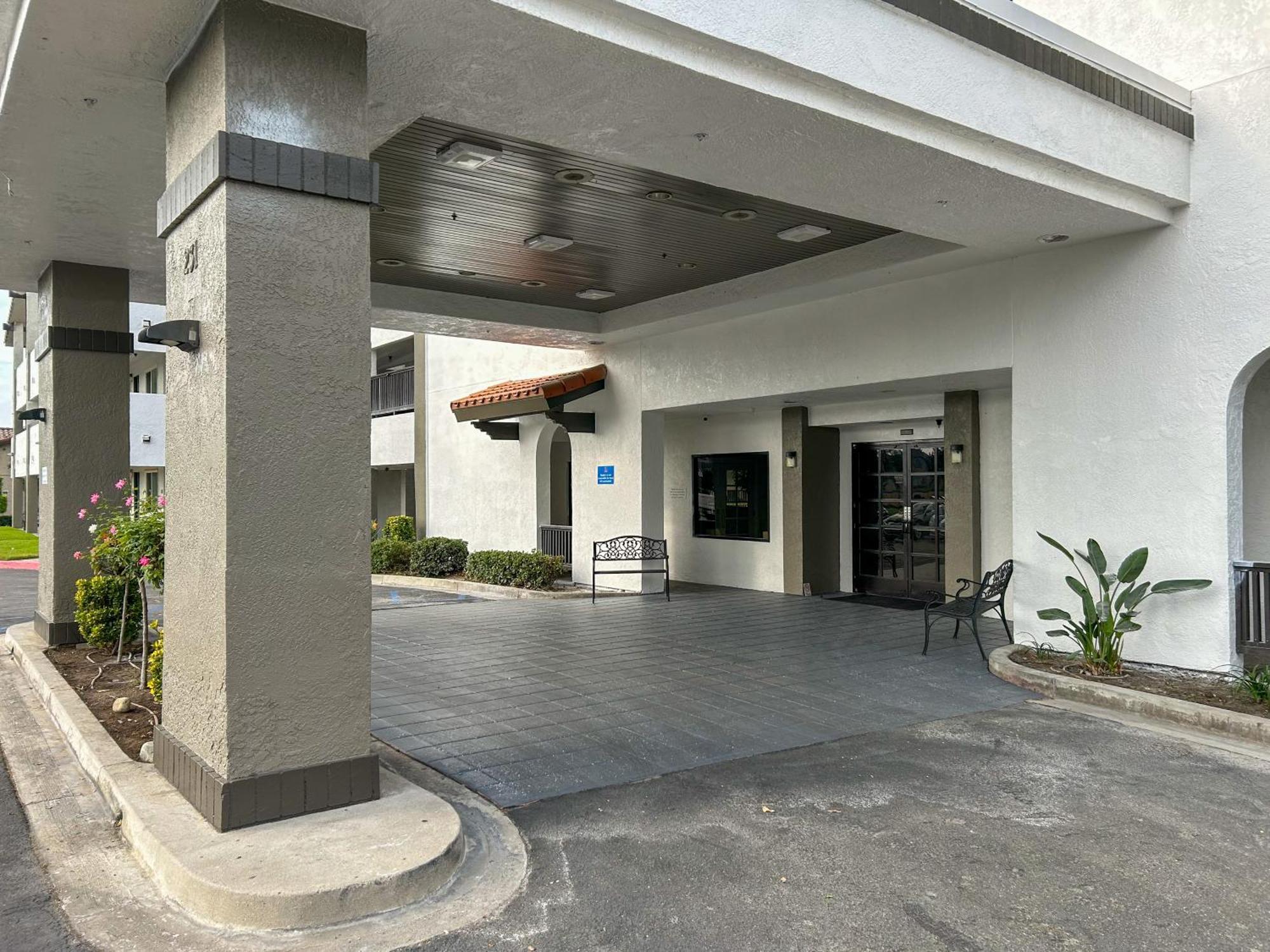 Motel 6 Ontario Ca Convention Center Airport Dış mekan fotoğraf