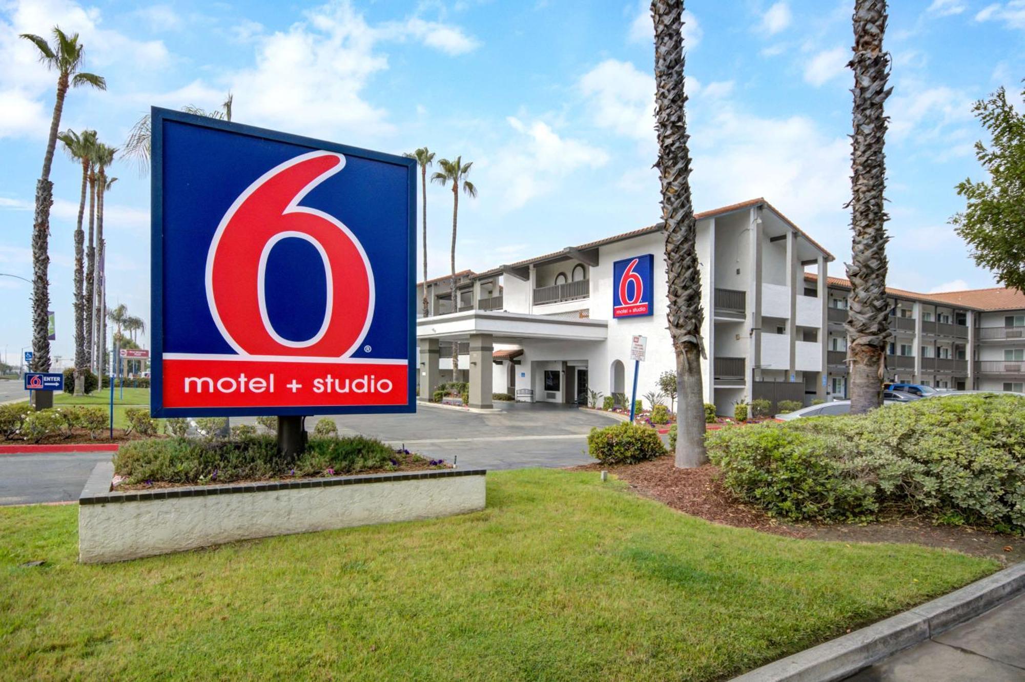Motel 6 Ontario Ca Convention Center Airport Dış mekan fotoğraf